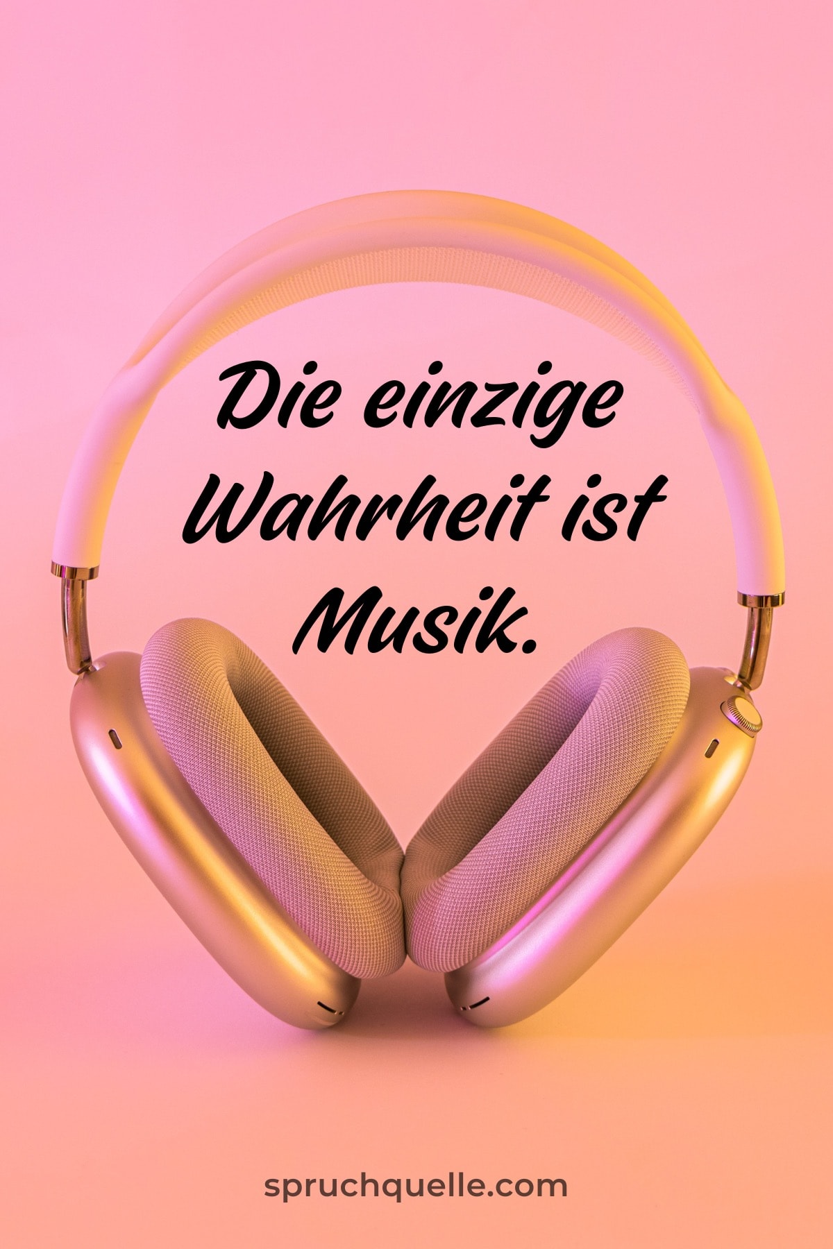 Jack Kerouac Goldene Kopfhörer auf rosa Hintergrund, mit Text: „Die einzige Wahrheit ist Musik.“